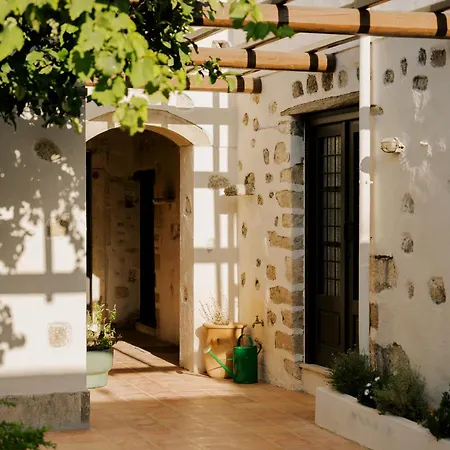 Hotel Koutouloufari Village Club